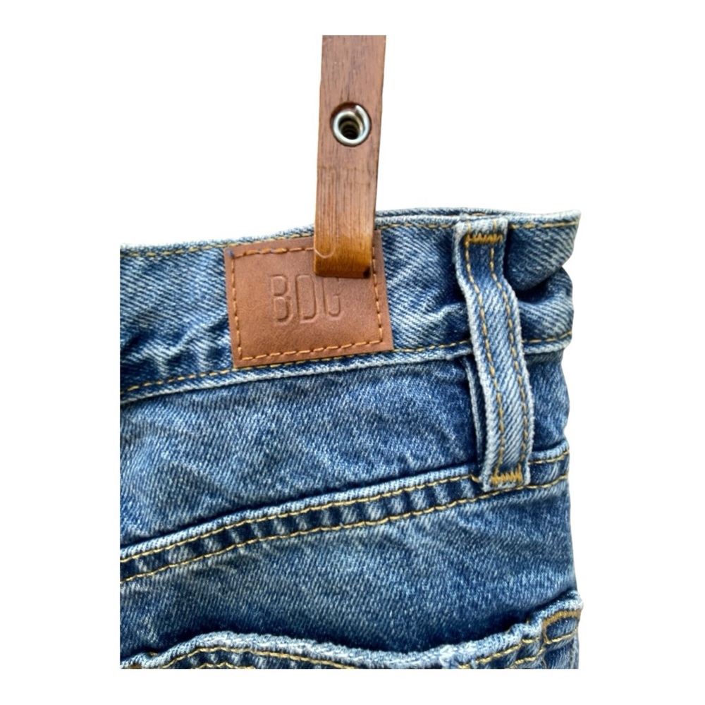 Urban Outfitters BDG High-Waisted Straight-Leg Cowboy Jean Cutoffs Sz 27 - Picture 5 of 8